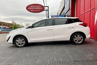 2020 TOYOTA YARIS XLS