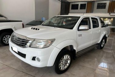 TOYOTA HILUX SRV 4×2 2012