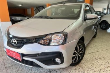 TOYOTA ETIOS 1.5 XLS 6MT 2023 (0 KM)